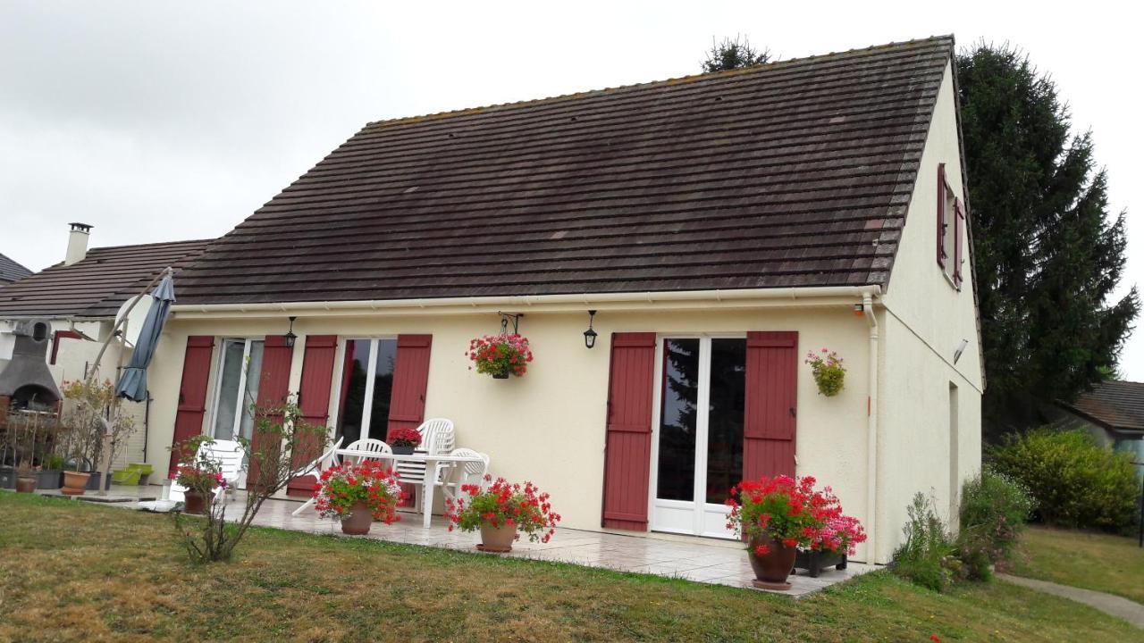 Bruse & Co Bed & Breakfast Oissery Exterior photo